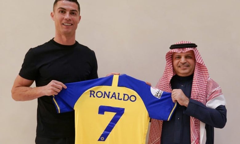 النصر السعودي يتعاقد رسميا مع رونالدو
