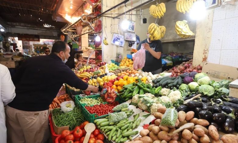 تقرير دولي يبرز اتساع فجوة "الإنفاق الاختياري للأسر" إلى 71% بالمغرب