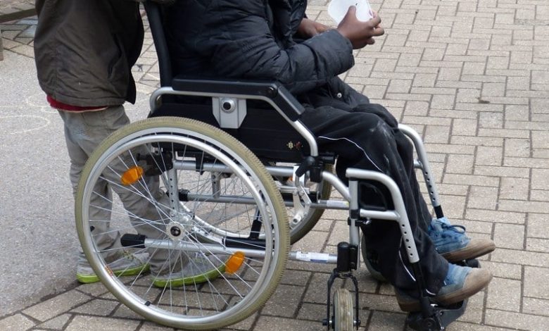 عدم تطبيق "قانون الولوجيات" يكرس معاناة الأشخاص في وضعيات إعاقة