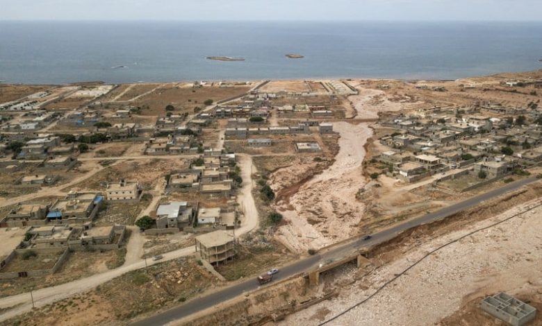 بعد أيام من إعصار "دانيال" في ليبيا.. رائحة الموت تعم المكان والخراب عنوان