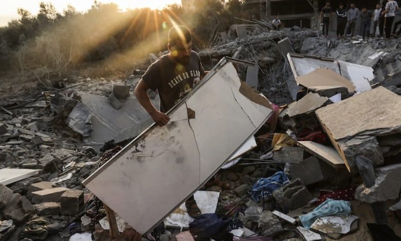 القصف يدمر أكثر من 1300 مبنى في غزة